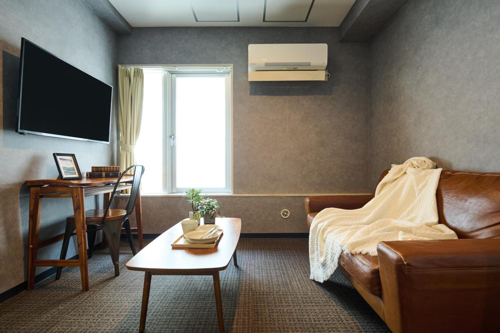 Stripe Aparthotel 3*